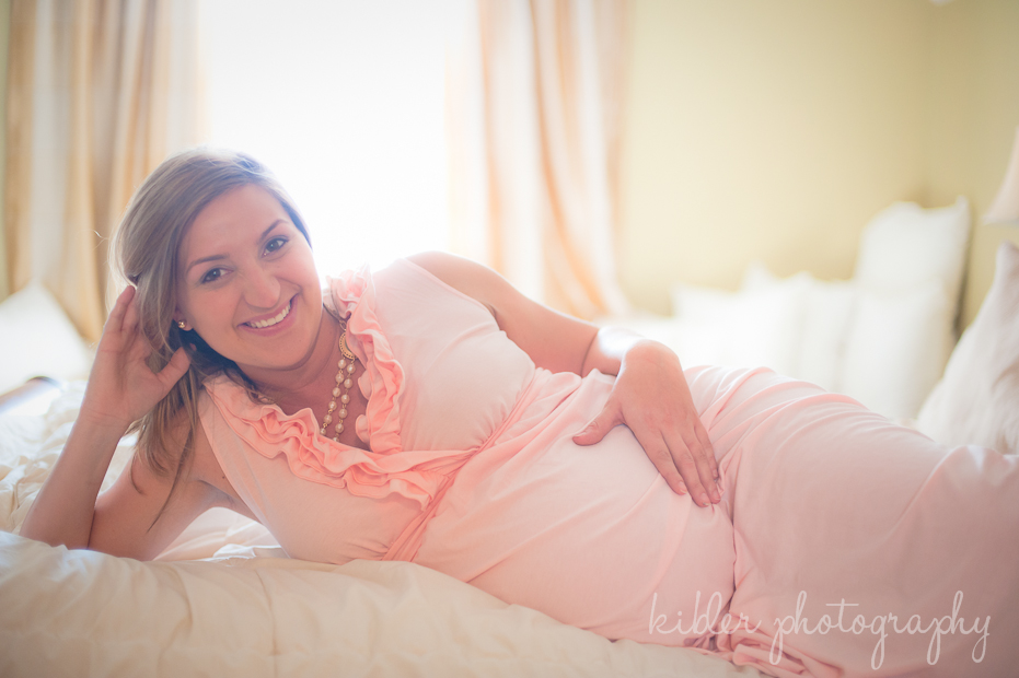 beautiful pink maternity photo