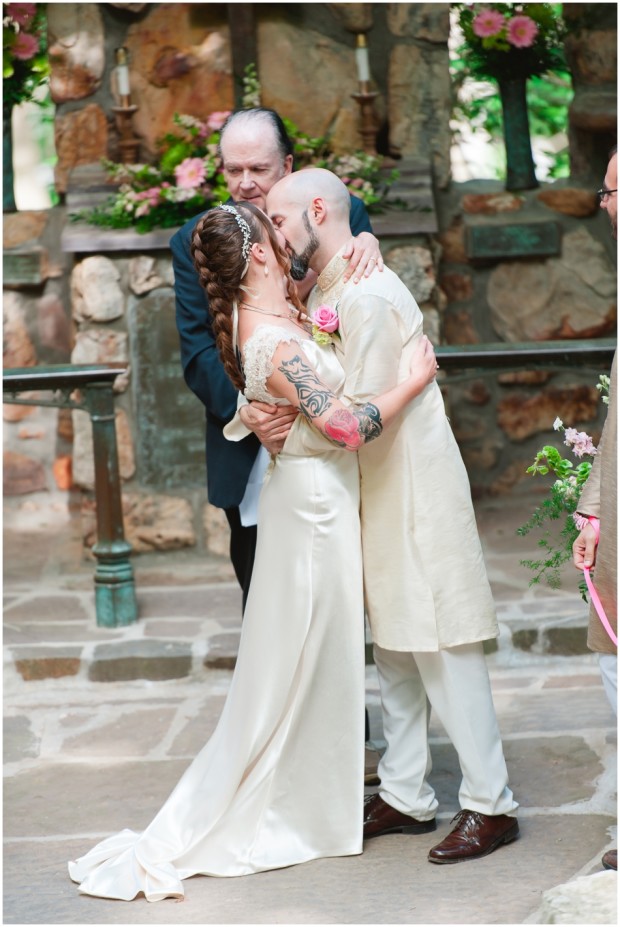 Lindsay-Jack-wedding-at-Shrine-Mont-6160.jpg