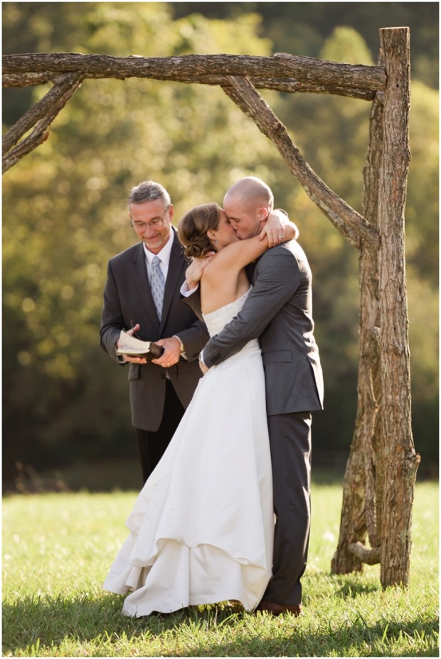Jonny-and-Katie-Wedding-Guildford-Farm-5330.jpg