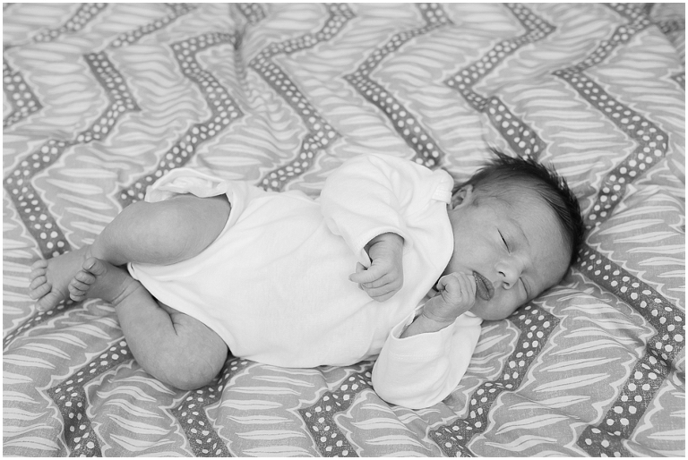 Talia's Newborn Portraits-3165-2.jpg