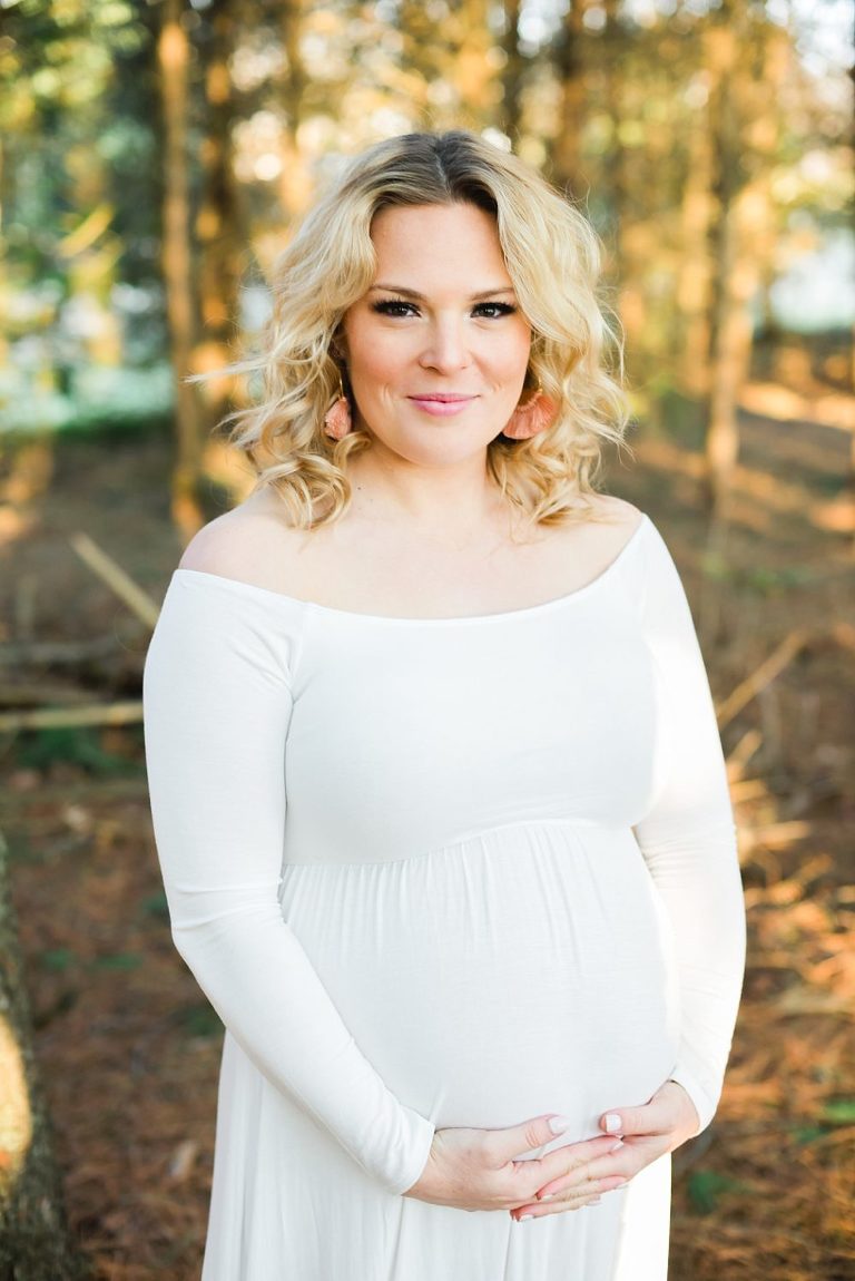 beautiful momma to be - Charlottesville maternity photography
