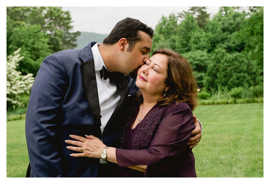 mother of the groom photo