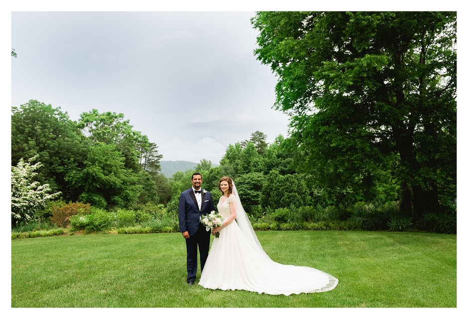beautiful clifton inn lawn wedding portraits