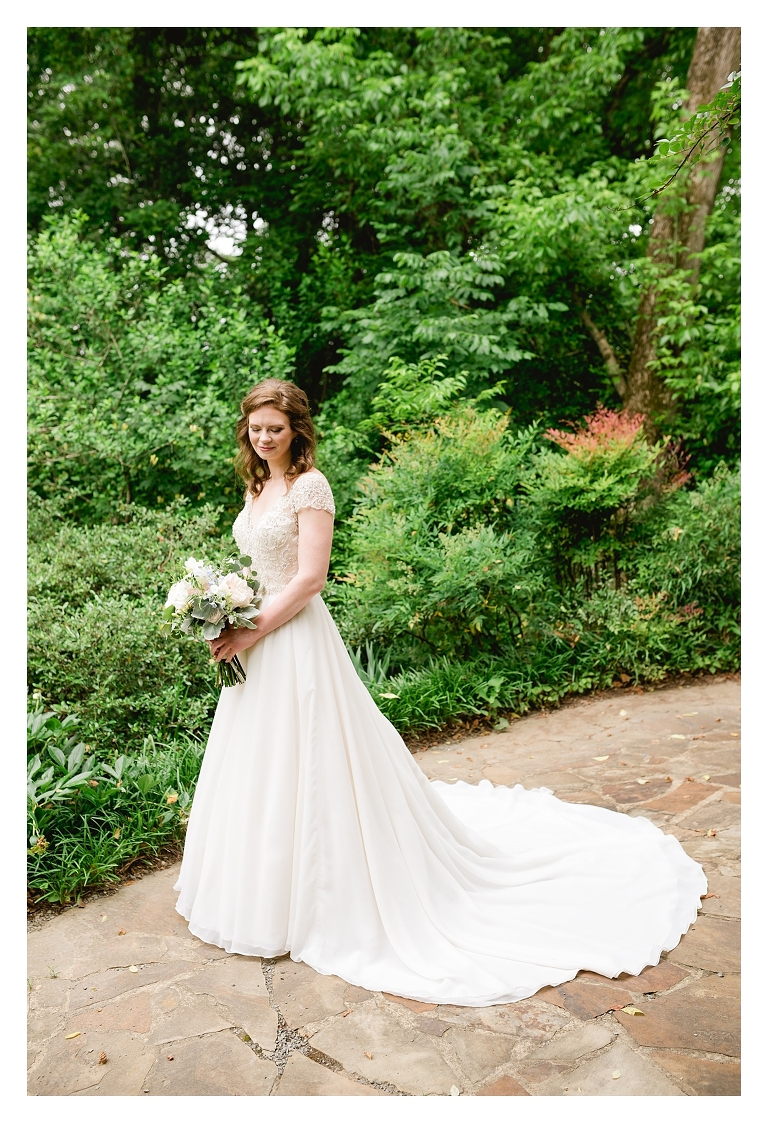 bridal portraits with photographers in charlottesville va