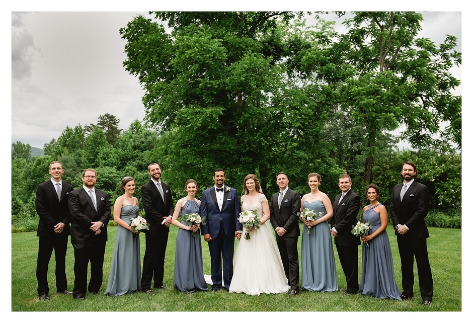 clifton inn wedding party group photo 