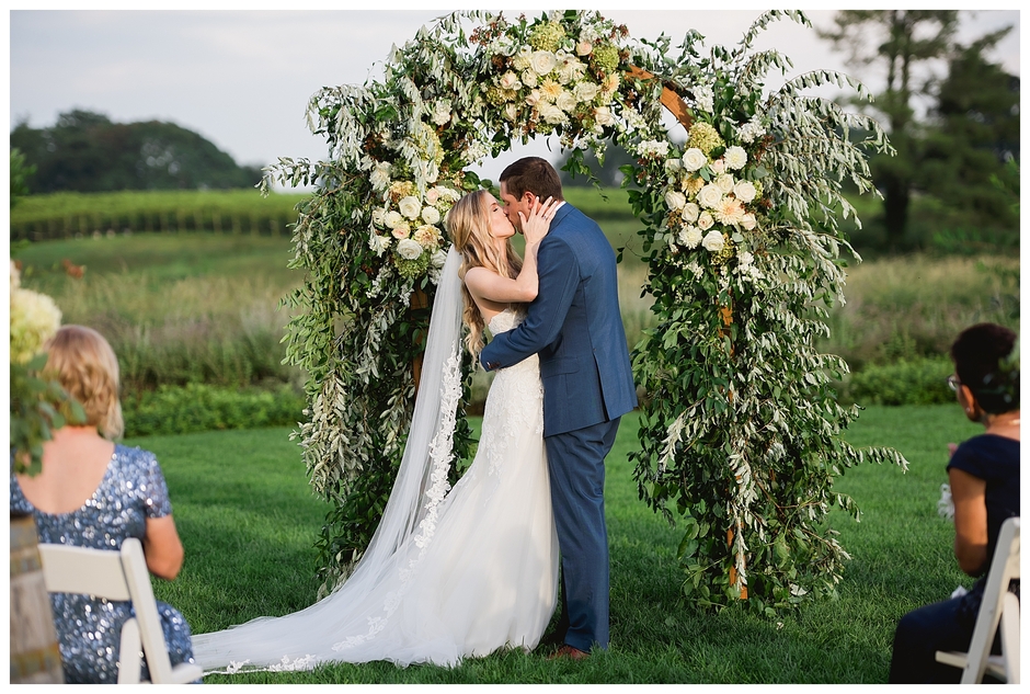 Early Mountain Vineyards Wedding - Chelsea and John-0004.jpg
