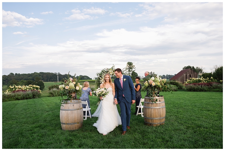 Early Mountain Vineyards Wedding - Chelsea and John-9244.jpg