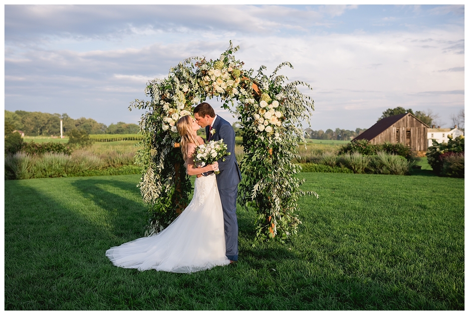 Early Mountain Vineyards Wedding - Chelsea and John-9295.jpg