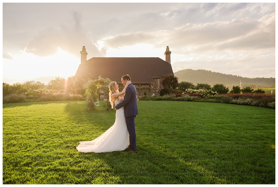 Early Mountain Vineyards Wedding - Chelsea and John-9458.jpg